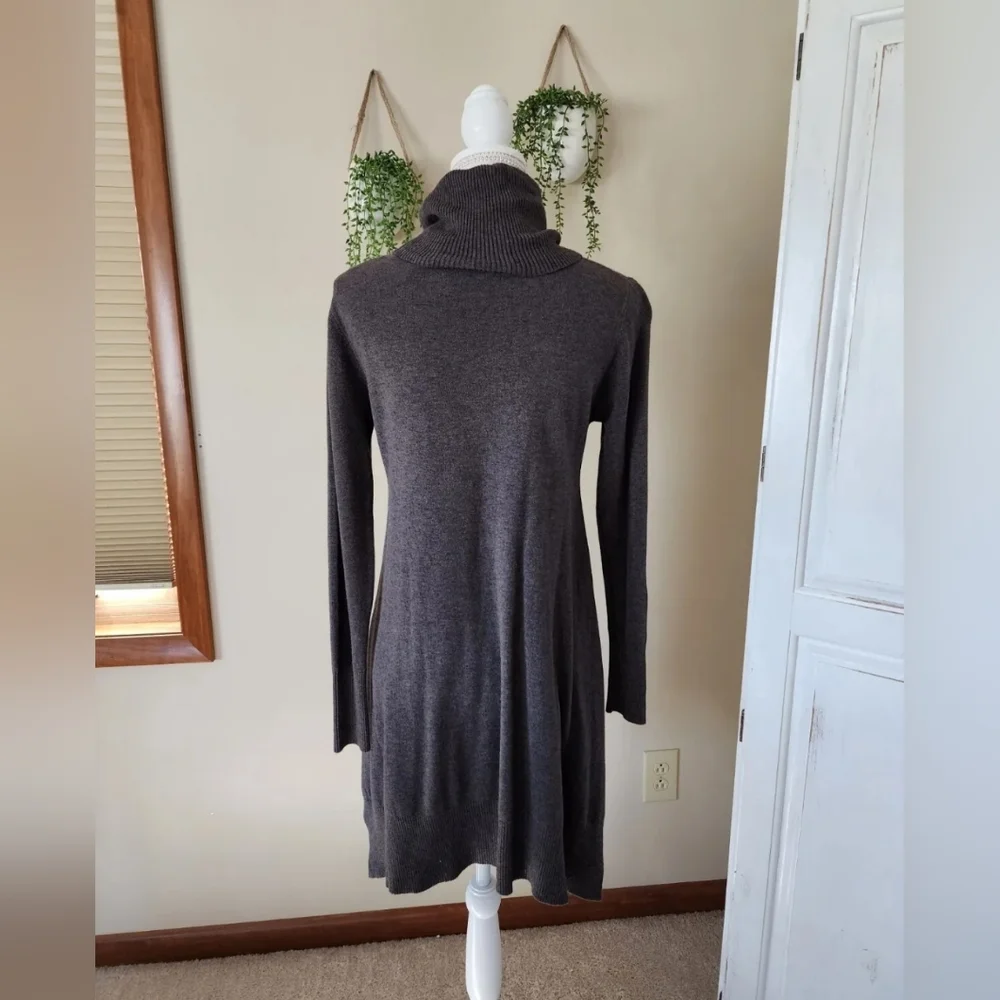 Patrizia Luca Milano Womens Size Small tunic Taupe/Gray Turtleneck Sweater Dress - Picture 2 of 6